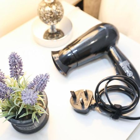 Stunning Modern 3 Bedroom Apartment Edinburgh Kültér fotó