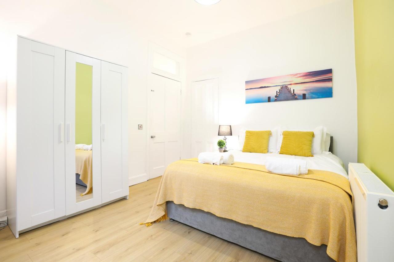 Stunning Modern 3 Bedroom Apartment Edinburgh Kültér fotó