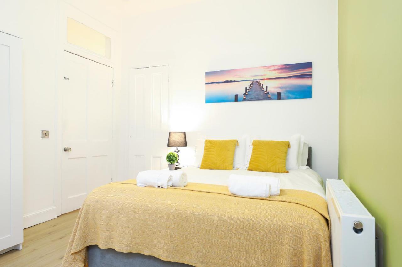 Stunning Modern 3 Bedroom Apartment Edinburgh Kültér fotó