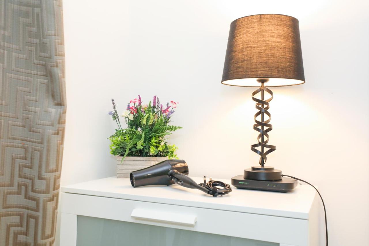 Stunning Modern 3 Bedroom Apartment Edinburgh Kültér fotó