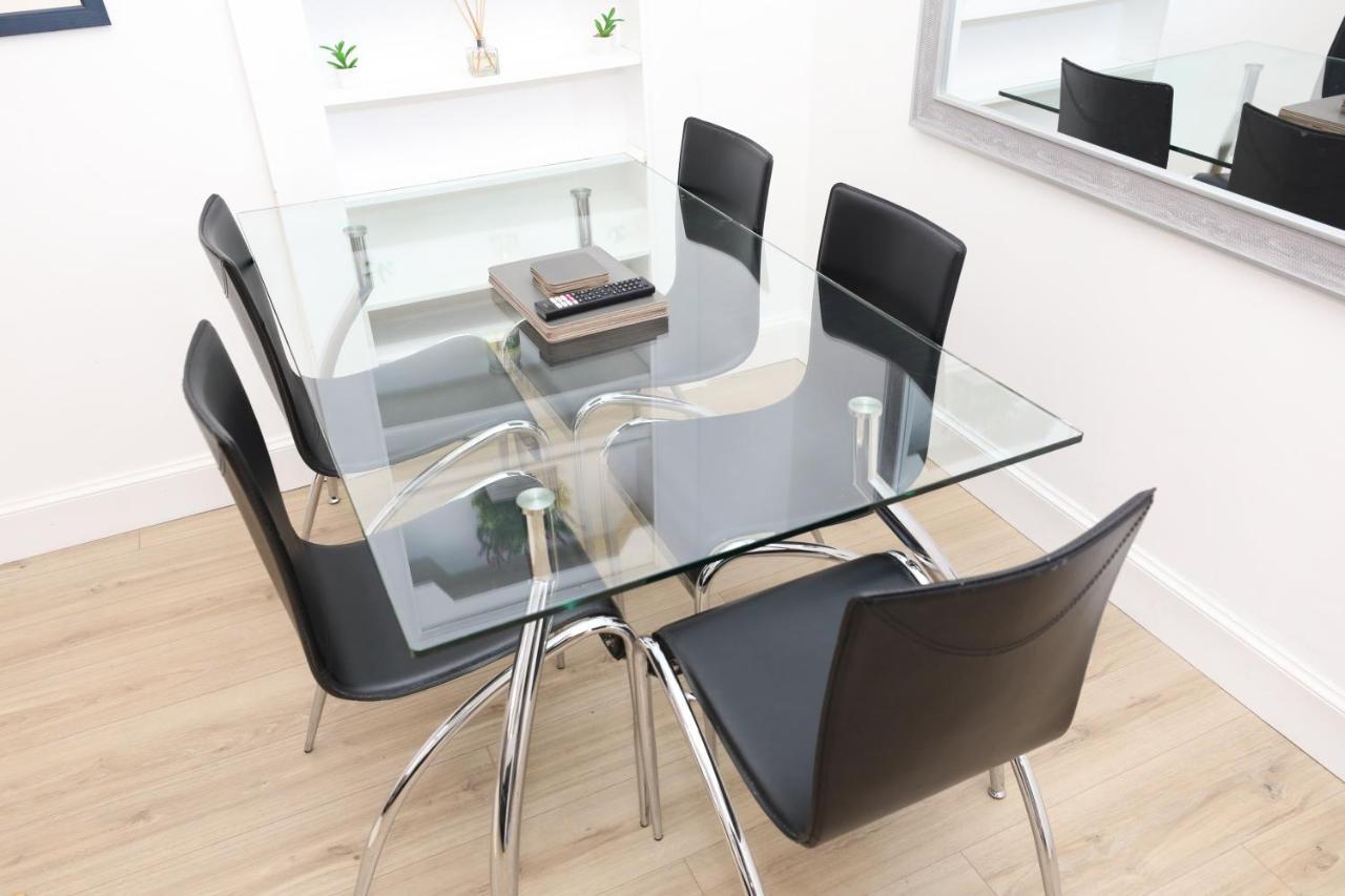 Stunning Modern 3 Bedroom Apartment Edinburgh Kültér fotó