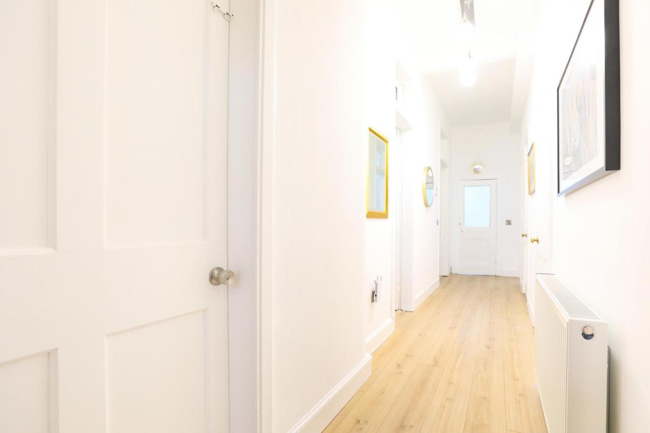 Stunning Modern 3 Bedroom Apartment Edinburgh Kültér fotó