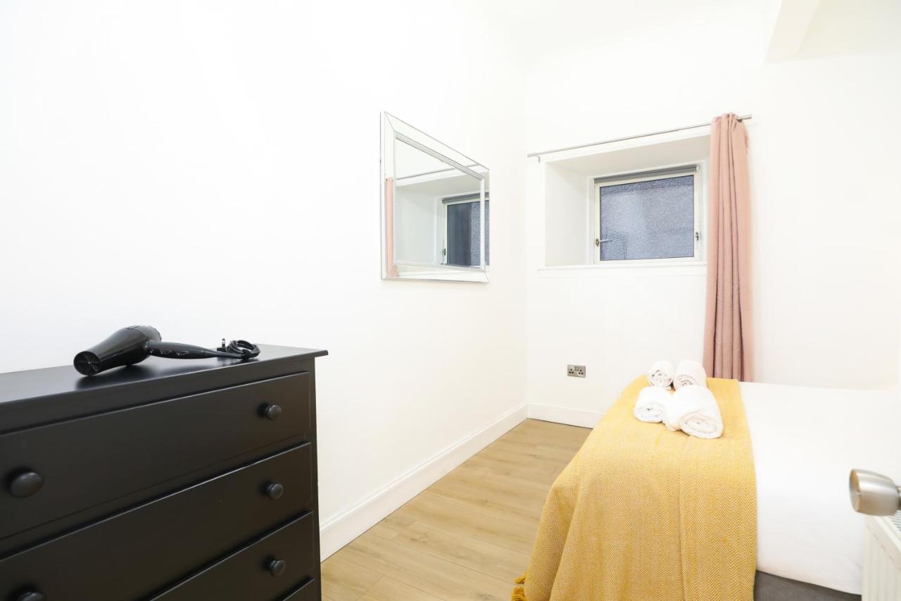 Stunning Modern 3 Bedroom Apartment Edinburgh Kültér fotó